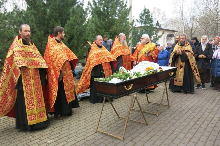 В соборе Рождества Пресвятой Богородицы города Вологды совершено отпевание протодиакона Георгия Рябинина