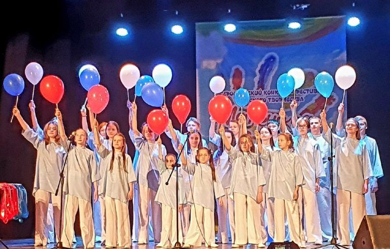 Юные вокалисты Вологодской епархии успешно выступили на Всероссийском конкурсе «Маленькая страна чудес»