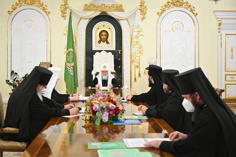 Святейший Патриарх Кирилл впервые возглавил заседание Архиерейского совета Московской митрополии