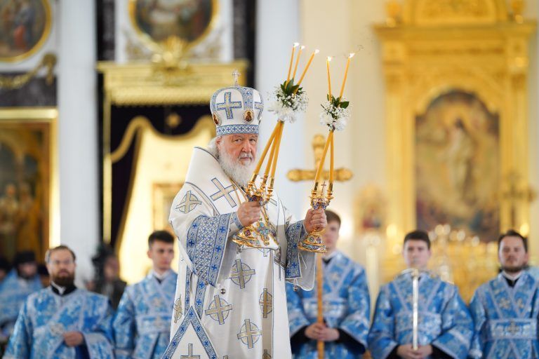 Предстоятель Русской Церкви совершил освящение воссозданного собора на месте явления Казанской иконы Божией Матери