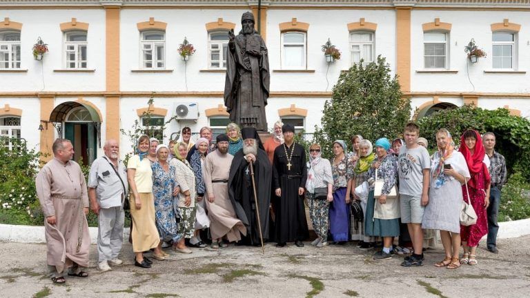 Паломники Череповецкой епархии посетили святыни Среднего Поволжья