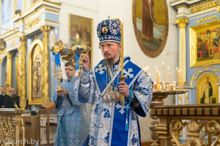 Патриарший экзарх всея Беларуси возглавил престольные торжества в Успенском Жировичском монастыре