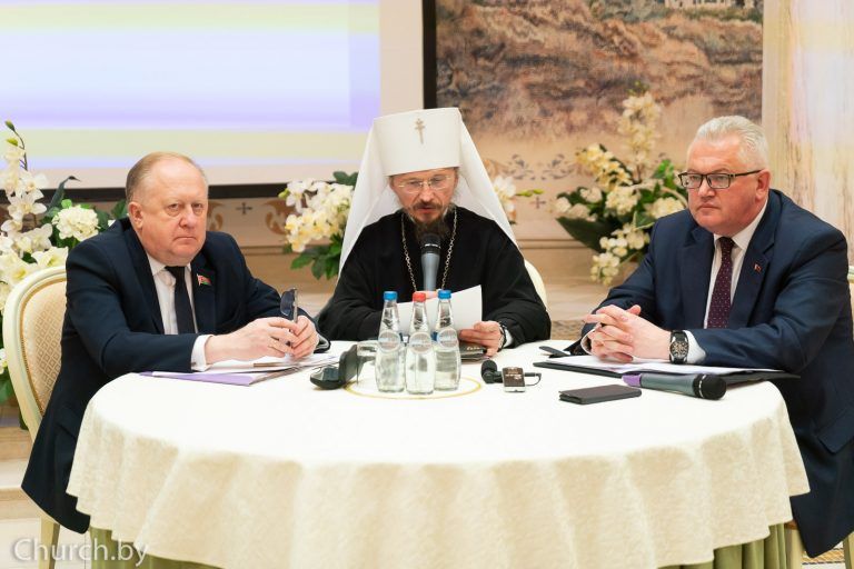 Патриарший экзарх всея Беларуси и председатель Совета Республики обсудили вопросы сотрудничества Церкви и государства в социальной сфере