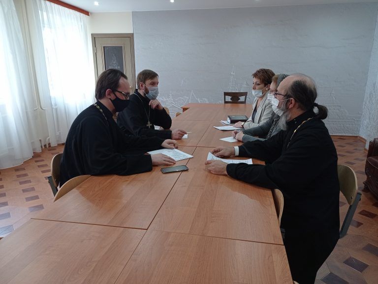 Руководители отделов Вологодской епархии обсудили вопросы организации предстоящих епархиальных мероприятий
