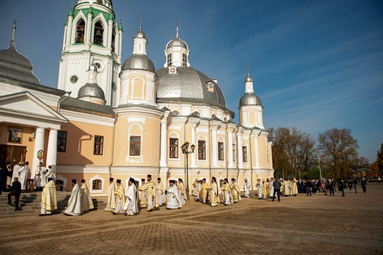 Воскресенский кафедральный собор Вологды. Пять лет со дня возобновления богослужебной жизни