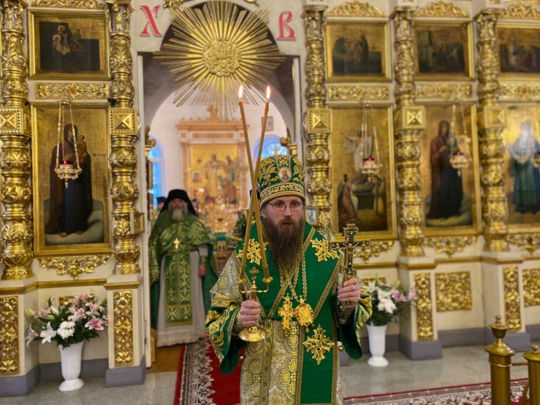 В Череповце молитвенно отметили день памяти преподобных Афанасия и Феодосия Череповецких