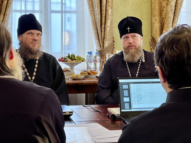 Митрополит Савва встретился с членами комиссии Учебного комитета Русской Православной Церкви