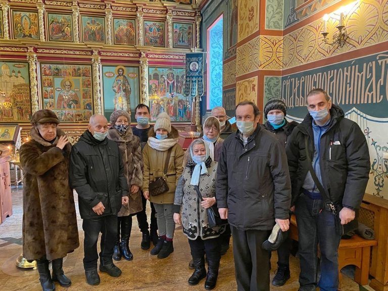 Богослужение с сурдопереводом прошло в кафедральном соборе города Череповца