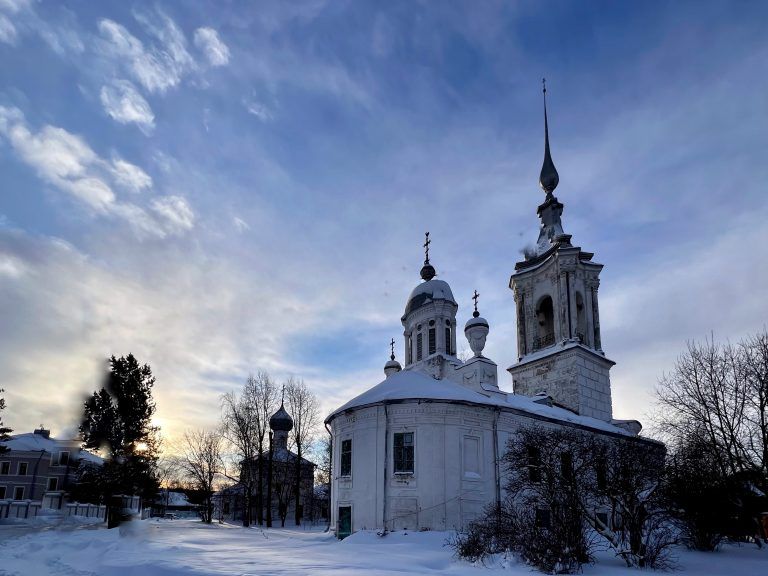 Вологодской епархии вернули два древних храма в центре Вологды