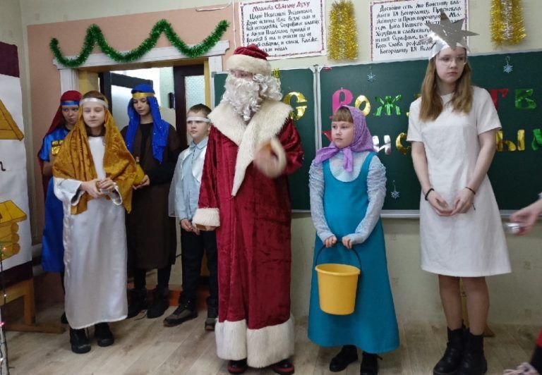 Праздник Рождества Христова отметили в воскресной школе Никольска