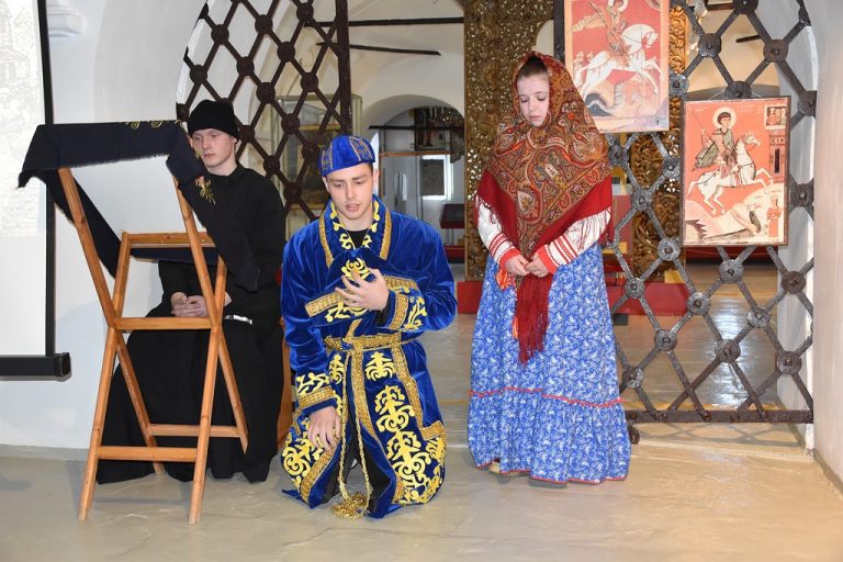 Студенты Великоустюгского многопрофильного колледжа подготовили постановку о житии Иоанна и Марии Устюжских