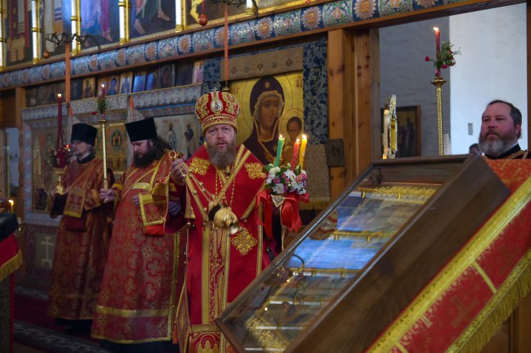 В Светлый четверг владыка Савва возглавил богослужение в Спасо-Прилуцкой обители