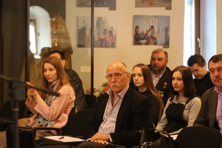 Учащиеся очного отделения Вологодской семинарии приняли участие в конференции об особенностях пастырского служения в период пандемии
