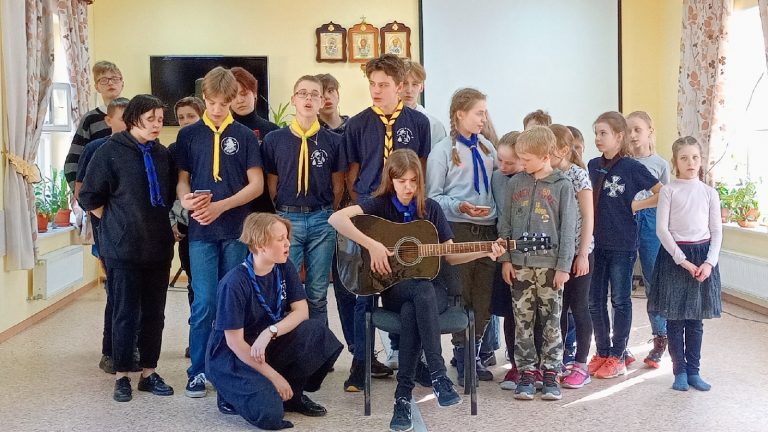 В духовно-просветительском центре «Соборная горка» города Череповца прошел весенний лагерь