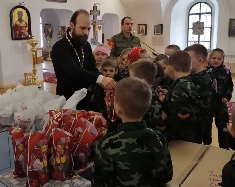 В Георгиевском храме организованы занятия для воспитанников кадетских классов