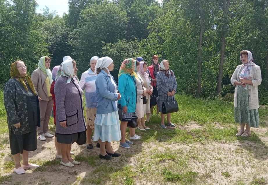 Паломники из поселка Югский Кичмненско-Городецкого района посетили святыни Великого Устюга