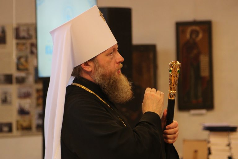 Митрополит Савва вручил дипломы об окончании обучения выпускникам Вологодской духовной семинарии