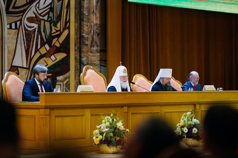 Святейший Патриарх Кирилл возглавил пленарное заседание XXIV Всемирного русского народного собора