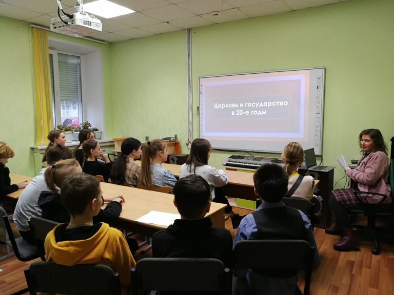 В Череповце состоялось последнее занятие лектория по подготовке школьников к олимпиаде по Основам православной культуры