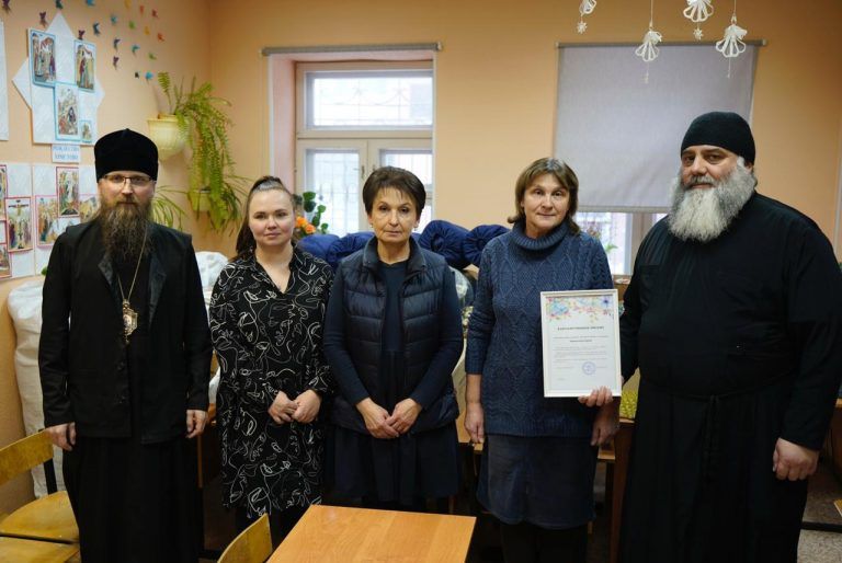 Благотворительная акция «Согреем нашего солдата» проходит в Череповецкой епархии