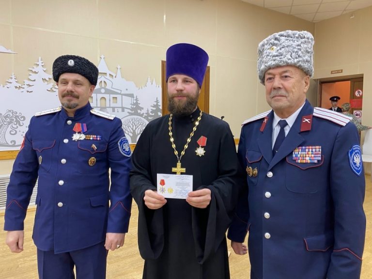 Руководитель Отдела по взаимодействию с казачеством Великоустюжской епархии принял участие в Большом казачьем круге