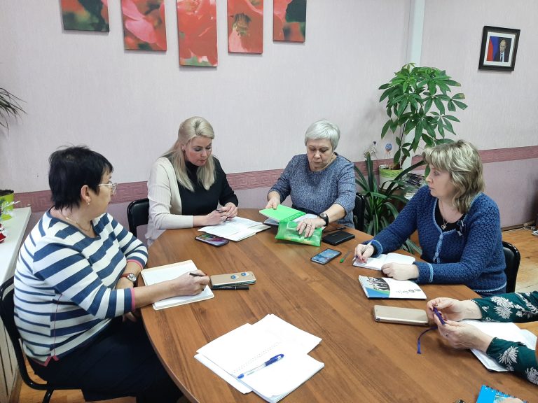 В Череповце состоялось заседание рабочей группы по вопросам нравственного воспитания школьников