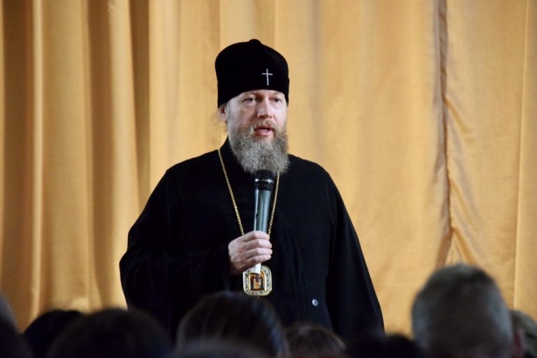 В Великом Устюге отметили Международный день православной молодежи