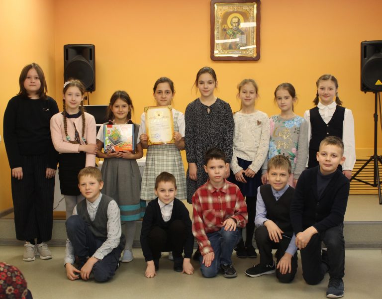 Воспитанники отделения «Детский мир» Центра творческого развития детей и молодежи «Синергия» получили дипломы и грамоты за участие в конкурсах