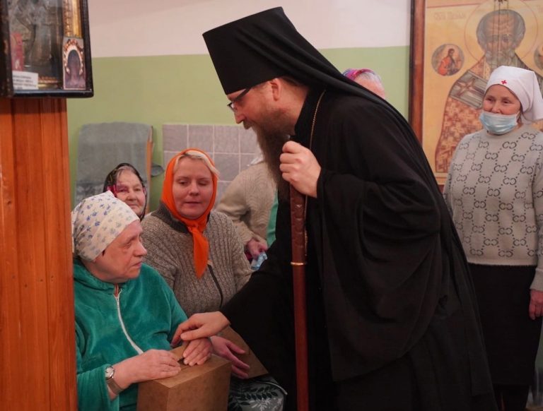 Епископ Игнатий совершил Литургию в домовом храме блаженной Ксении Петербургской