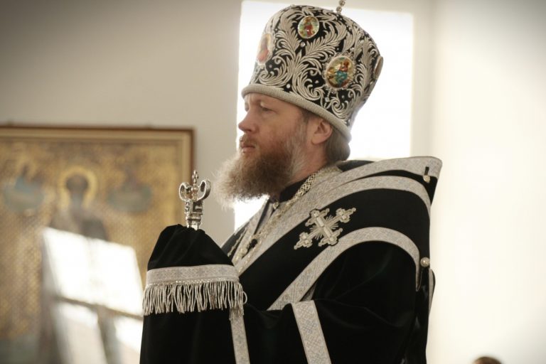 Митрополит Савва совершил первую в этом году Литургию Преждеосвященных Даров