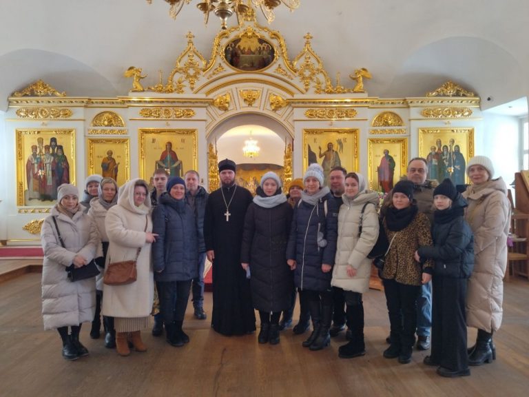 Сотрудники Управления Федерального казначейства по Вологодской области посетили Воскресенский кафедральный собор