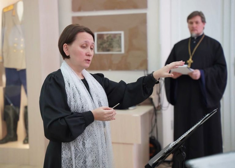 Молодежный хор Череповецкой епархии выступил в городе Белозерске