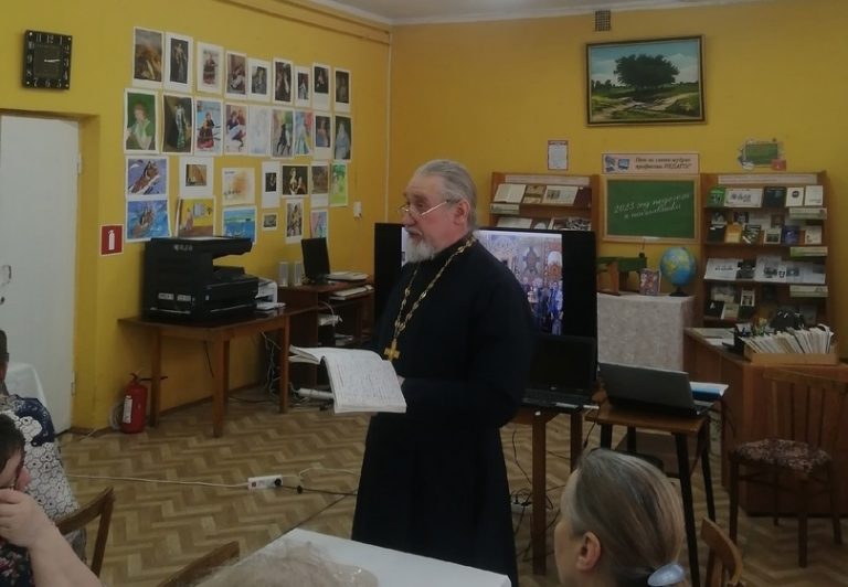 В День православной книги в библиотеке города Красавина прошло праздничное мероприятие