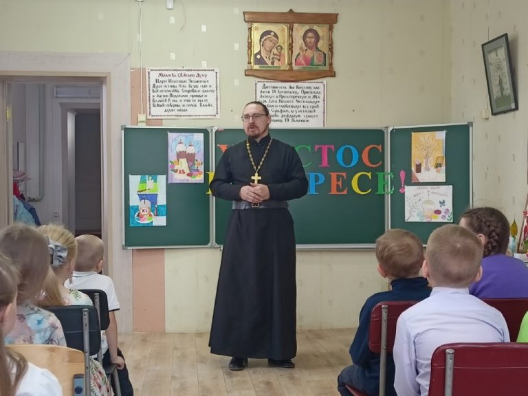 В воскресной школе Казанского храма прошел Пасхальный утренник