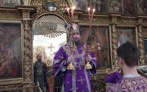Епископ Фотий совершил Литургию в Прокопьевском соборе Великого Устюга