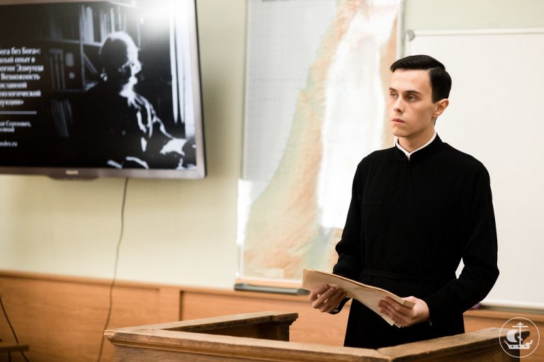 Студент Вологодской семинарии принял участие во всероссийской научно-богословской конференции 