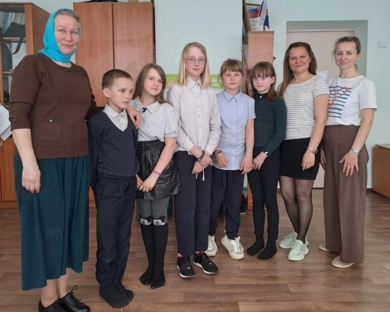 Состоялась встреча директора воскресной школы с опекаемыми Красавинского отделения по работе с семьей и детьми