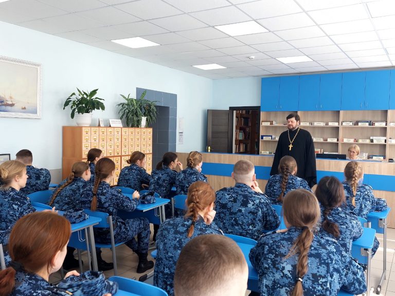 Миссионерские встречи продолжаются в Вологодском институте права и экономики ФСИН России
