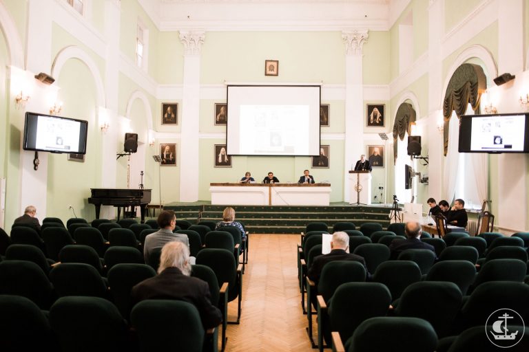 Проректор семинарии выступил оппонентом на защите кандидатской диссертации в Санкт-Петербургской духовной академии