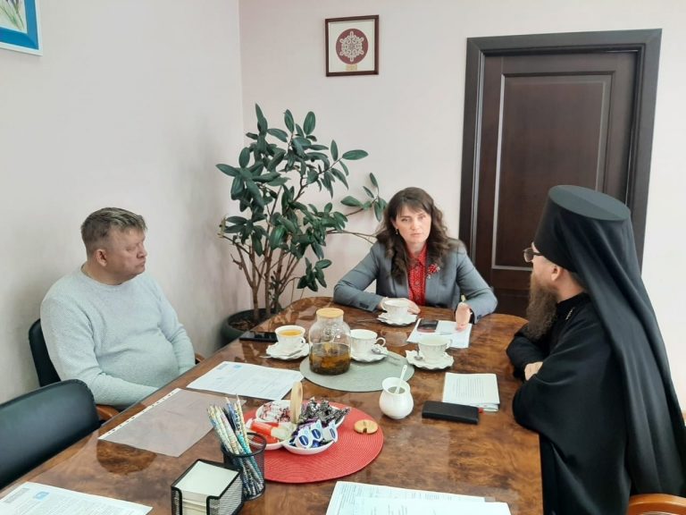 Епископ Игнатий принял участие во встрече с директорами общеобразовательных школ города Череповца