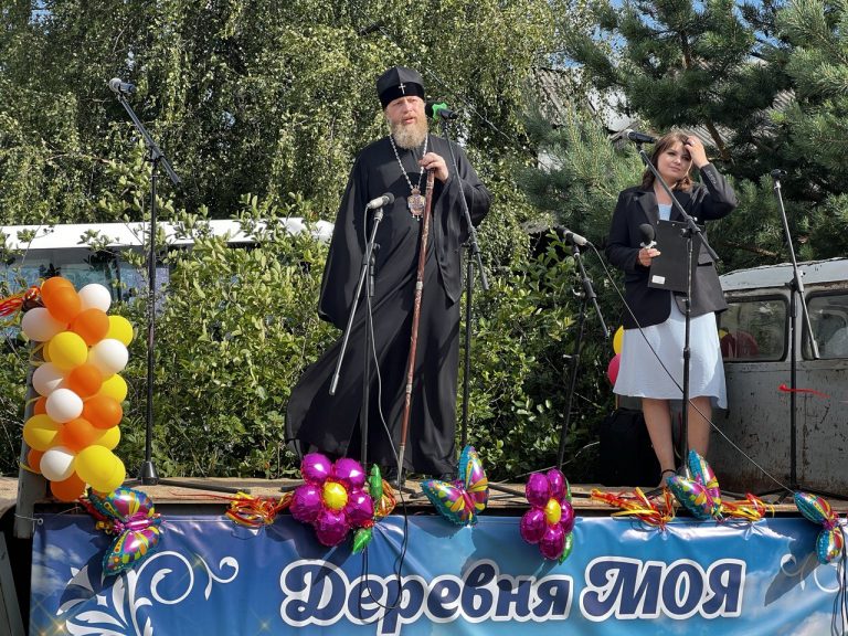 Митрополит Савва принял участие в праздновании дня деревни Козино