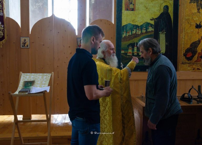 Спасо-Суморин монастырь посетил заместитель губернатора области