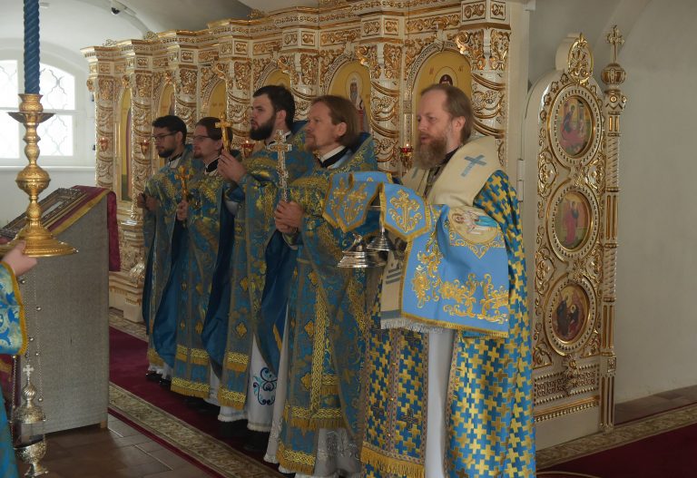 Празднование дня основания города Вологды началось с Божественной литургии