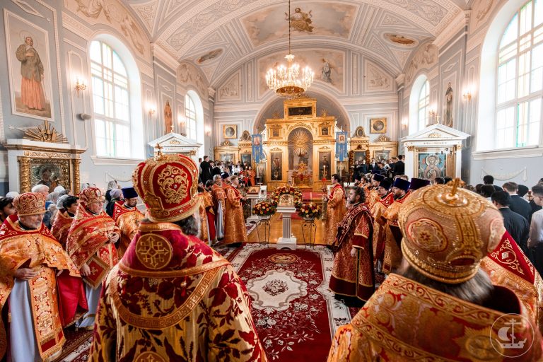 Ректор Вологодской духовной семинарии принял участие в праздничных мероприятиях по случаю Актового дня Санкт-Петербургской Духовной Академии