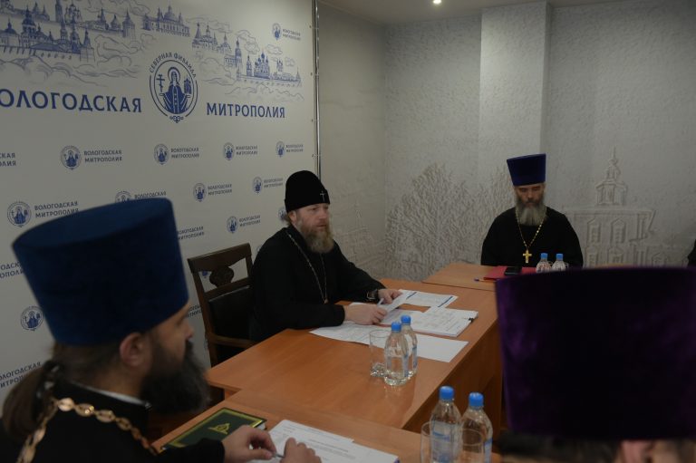 Митрополит Савва провел расширенное заседание Епархиального совета