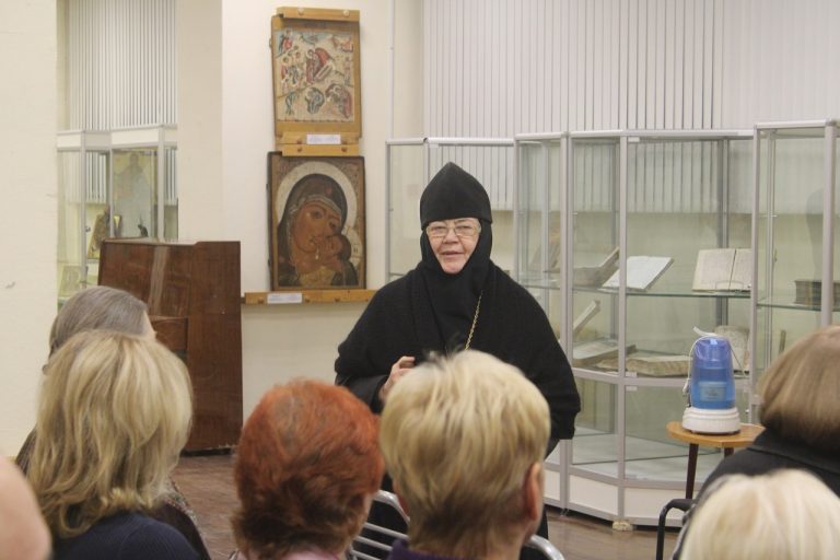 В рамках IX Таисиинских образовательных чтений состоялась секция, посвященная монашеству