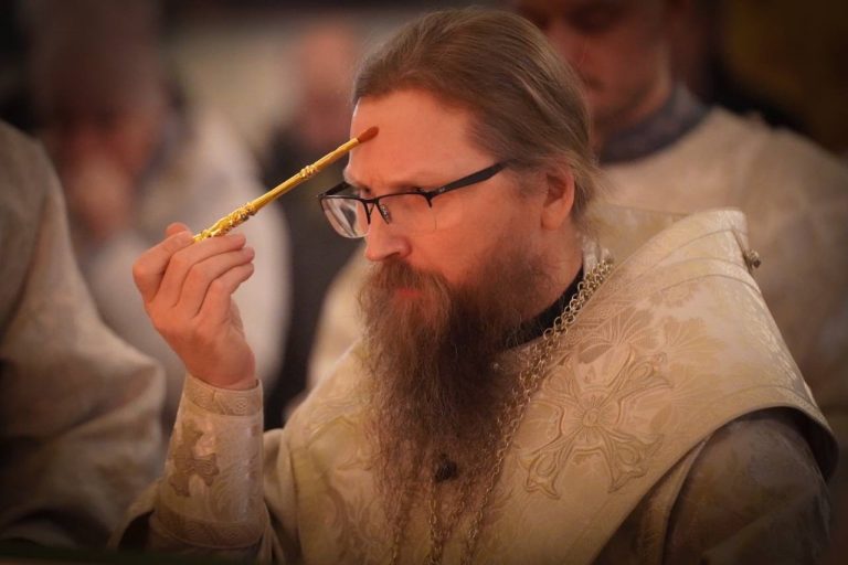 В канун праздника Обрезания Господня епископ Игнатий совершил всенощное бдение в кафедральном соборе города Череповца