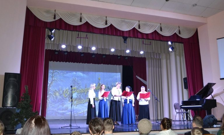 Благотворительный концерт в пользу восстановления храма прошел в Верховажье