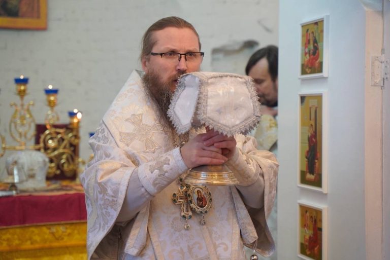 Епископ Игнатий совершил архипастырский визит в город Устюжну