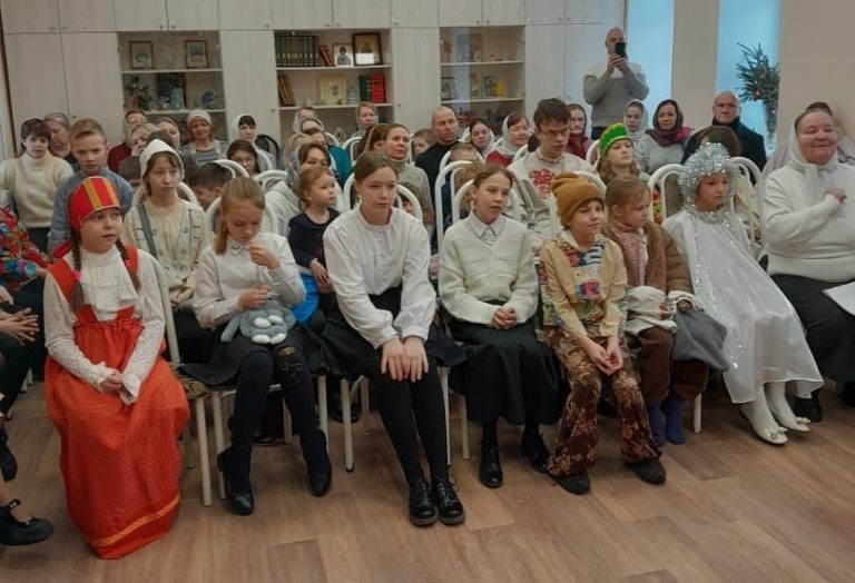 В воскресной школе имени Анны Демидовой состоялся  Рождественский утренник